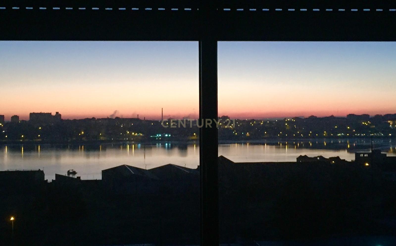  T1 C/Garagem. Vista Panorâmica em Amora/Seixal  - Image 19